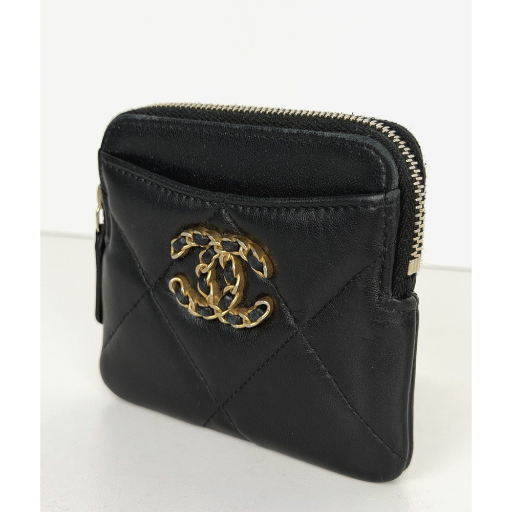 Chanel 19 Zipped Card Wallet in Black Quilted Shiny Lambskin Leather NFC
